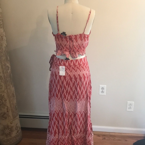 Two piece outfit - Picture 4 of 4